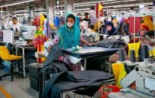 বাংলাদেশের তৈরি পোশাক বেশি দামে কিনবে বৈশ্বিক ক্রেতারা
