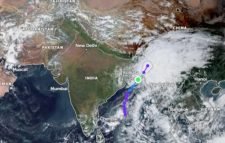 ৩৩ কেভি জাতীয় গ্রিড লাইনে বিপর্যয়ের কারণে মৌলভীবাজারে বিদ্যুৎ সরবরাহ বন্ধ