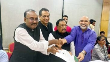 মৌলভীবাজার- ২ কুলাউড়া আসনের নৌকার মনোনয়নপত্র সংগ্রহ করেছেন নাদেল