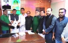 মৌলভীবাজার-১ আসনে পরিবেশমন্ত্রীর মনোনয়ন সংগ্রহ