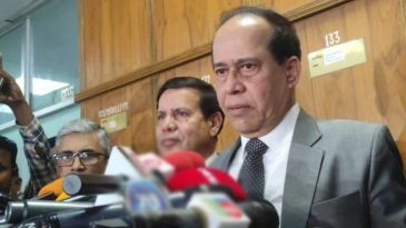 নির্ধারিত সময়ে নির্বাচন করতে আমরা সাংবিধানিকভাবে বাধ্য: ইইউ প্রতিনিধিদলকে ইসি