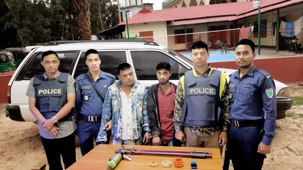 শ্রীমঙ্গলে চোরাই মালামালসহ গ্রেফতার ০২