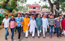 অবরোধের বিরুদ্ধে আওয়ামীলীগের শান্তি মিছিল