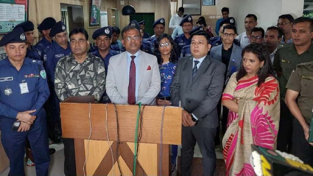 বিএনপি নির্বাচনে এলে তফসীল পেছানোর সুযোগ রয়েছে : নির্বাচন কমিশনার