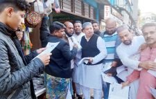 ২৩টি পয়েন্টে সিলেট মহানগর বিএনপির লিফলেট বিতরণ