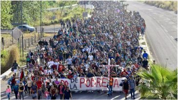মার্কিন সীমান্ত অভিমুখে বাংলাদেশিসহ হাজার হাজার অভিবাসীর পদযাত্রা