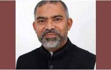 অভিযোগকারী দুই প্রার্থী তাদের পক্ষের ওসি এনে পাশ করিলাউক্কা: নাদেল