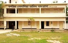 মশরিয়া এমদাদিয়া আলিম মাদ্রাসায় পছন্দের ব্যক্তিকে নিয়োগের পায়তারা করছে একটি চক্র