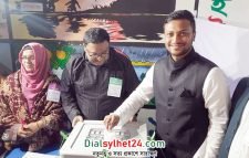 ভোটের মাঠেও সাকিবের ছক্কা