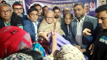 অসহায়দের মধ্যে জাসাসের শীতবস্ত্র বিতরণ