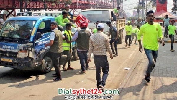 হকারদের পুনর্বাসনের পর এবার ফুটপাত দখলমুক্ত করতে অভিযানে সিসিক