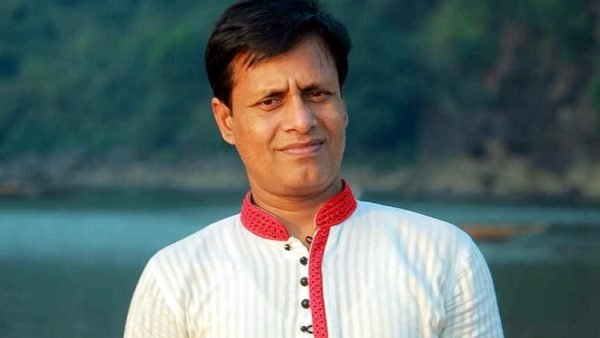 মদন মোহন কলেজ ছাত্রদল সাবেক সভাপতি   কাজী মেরাজের বাসায় পুলিশের তল্লাশি