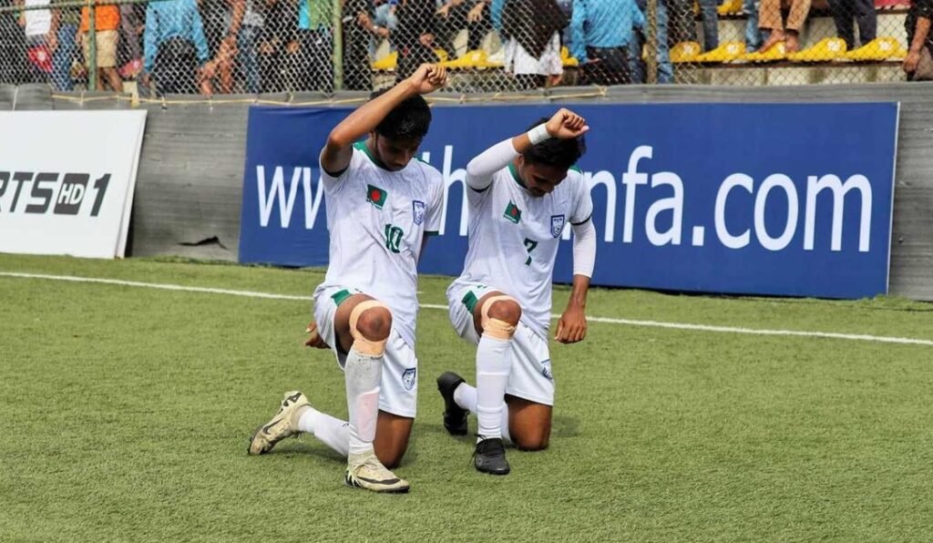 শহীদ ছাত্র জনতাকে শিরোপা উৎসর্গ করলো বাংলাদেশ