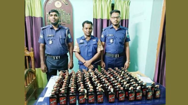 জৈন্তাপুরে পরিত্যক্ত অবস্থায় মদ ও চিনি উদ্ধার