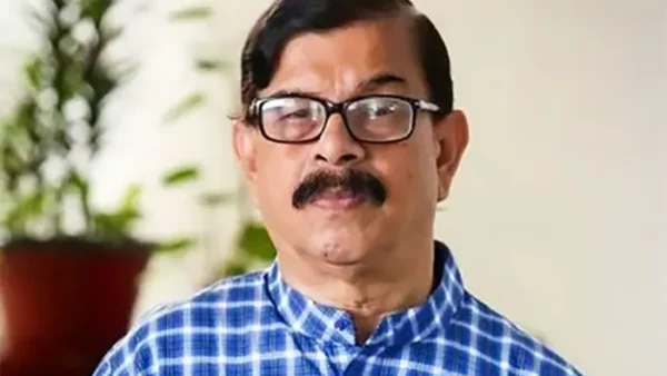 হাসপাতালে ভর্তি মান্না