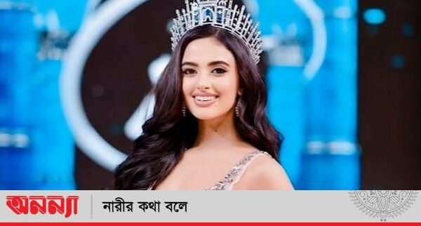 বিজয়ের মুকুট রিয়ার মাথায়