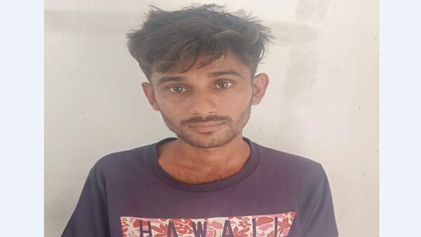 দক্ষিণ সুরমায় পুলিশের অভিযান  গাঁজাসহ গ্রে ফ তা র ১