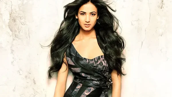 সোনালের অভিষেক