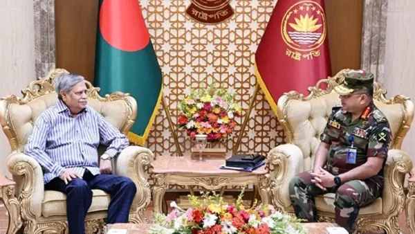 প্রেসিডেন্ট মো. সাহাবুদ্দিনের সঙ্গে সৌজন্য সাক্ষাৎ করেছেন সেনাবাহিনী প্রধান