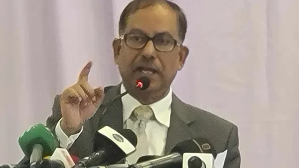 রায়ের সমালোচনা করার অধিকার প্রতিটি নাগরিকের আছে: বিচারপতি