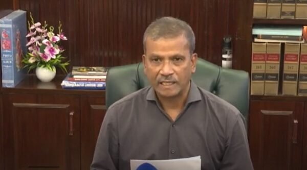 হাসিনার পদত্যাগ ইস্যুতে রাষ্ট্রপতি মিথ্যাচার করেছেন: আসিফ নজরুল