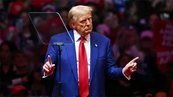 সিবিএস নিউজের বিরুদ্ধে ট্রাম্পের ১০ বিলিয়ন ডলারের মামলা