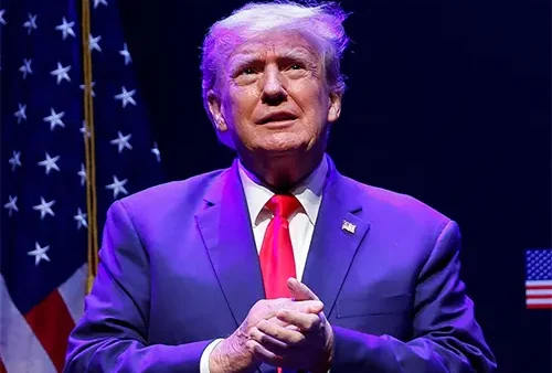 অবৈধ অভিবাসীদের বিতাড়িত করতে সামরিক বাহিনীকে কাজে লাগাবেন ট্রাম্প