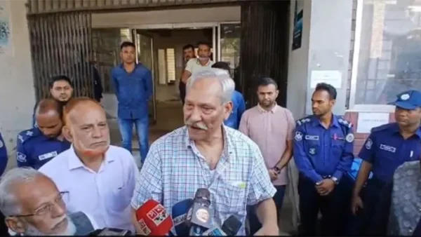 থানায় মামলা করতে গিয়ে গ্রেপ্তার শাহজাহান ওমর