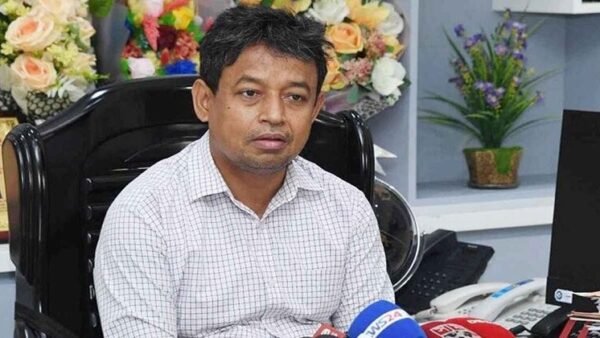 সাবেক ডিবি প্রধান হারুনের বিরু‌দ্ধে মামলা