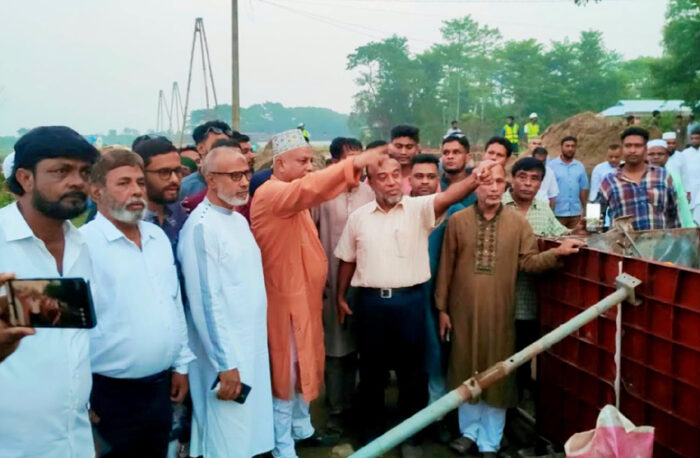 কুশিয়ারা নদীর সেতুর কাজ পরিদর্শন করলেন এমরান আহমেদ চৌধুরী