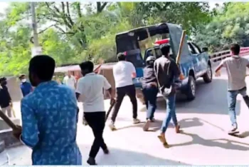 গোপালগঞ্জে পুলিশের ওপর হামলা, যুবলীগ-ছাত্রলীগের ২৫ নেতাকর্মী গ্রেপ্তার