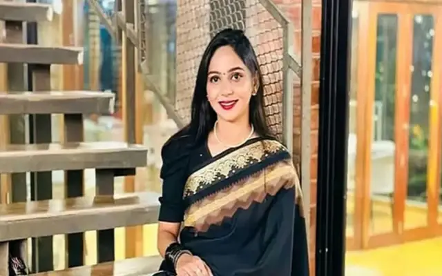 ‘বাবা, আমাকে নিয়ে যাও’, শেষ ভিডিও কলে আকুতি বর্ষার