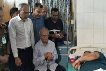 অসুস্থ দুই মন্ত্রীকে হাসপাতালে দেখতে গেলেন রিজভী ও জাহিদ
