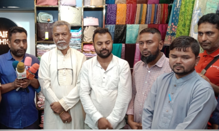 দক্ষিণ সুরমায় সেনাবাহিনীর নতুন মার্কেটে আমায়া ফ্যাশনের উদ্বোধন