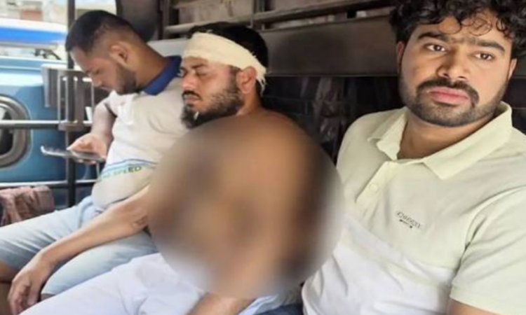 শিশুকে যৌন নিপীড়নের অভিযোগে গণধোলাই, মাদ্রাসা শিক্ষক গ্রেপ্তার