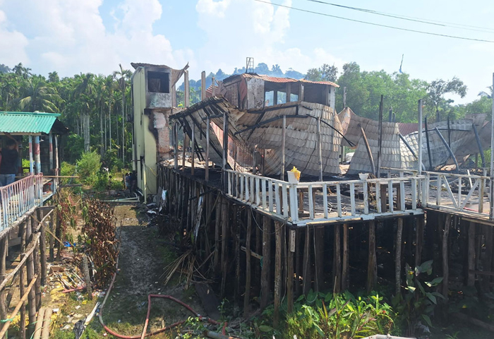 কক্সবাজারে রিসোর্টে আগুনে প্রাণহানি বেড়ে ১০