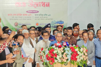 অনলাইন টিকিটের কালোবাজারি নিয়ন্ত্রণ কঠিন: রেলমন্ত্রী