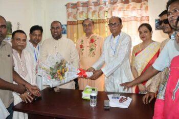 কুমারী পূজা পরিদর্শনকালে সিসিক প্রশাসক