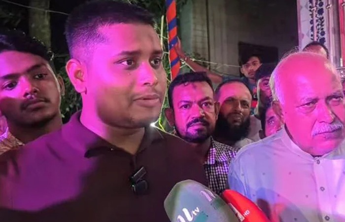 পদত্যাগ বর্তমান সরকারের প্যারাসিটামল থেরাপি: হাসনাত আবদুল্লাহ