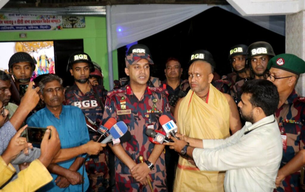  দুর্গাপূজার নিরাপত্তায় আট প্লাটুন বিজিবি মোতায়েন