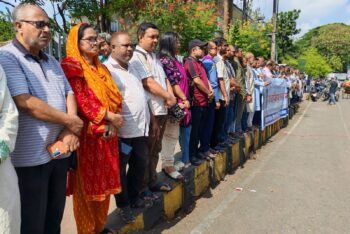 ওসমানীতে সাংবাদিক লাঞ্ছিত, প্রতিবাদে সিলেটে বিক্ষোভ
