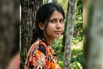 নিখোঁজের তিন দিন পর পুকুরে মিলল বাক্‌প্রতিবন্ধী তরুণীর লাশ