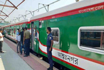 ছাড়ার আগেই টিকিট ব্লক