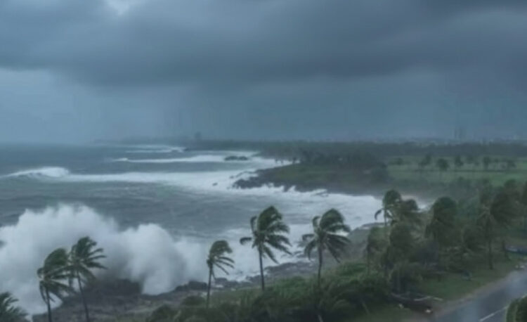 সন্ধ্যার মধ্যে ৬০ কি.মি. বেগে ঝড়ের শঙ্কা